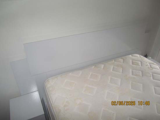 CAMA BOX E CABECEIRA MDF