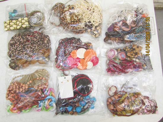 BIJUS E ACESSORIOS VARIADOS