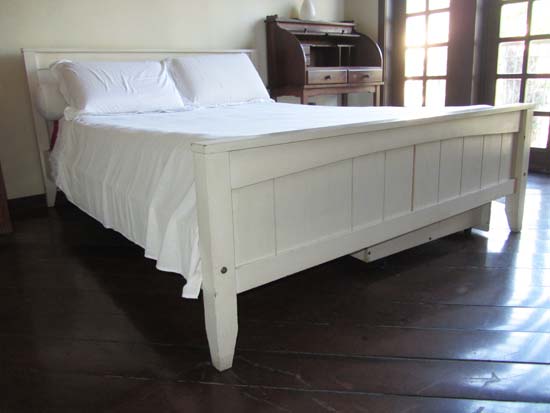 CAMA CASAL MADEIRA BRANCA