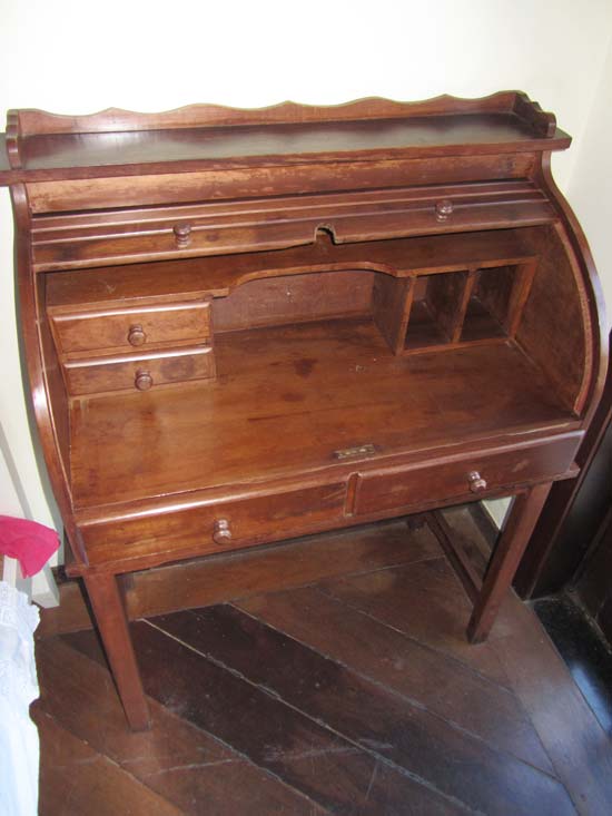 MESA ESCRIVANINHA MADEIRA ANTIGA