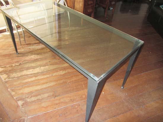 MESAS ESCRITORIO BASES METAL PRETAS