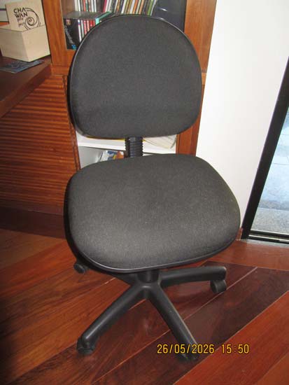 BANCOS E CADEIRA