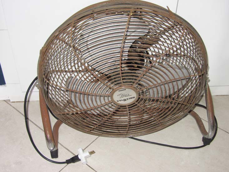 VENTILADORES VARIADOS