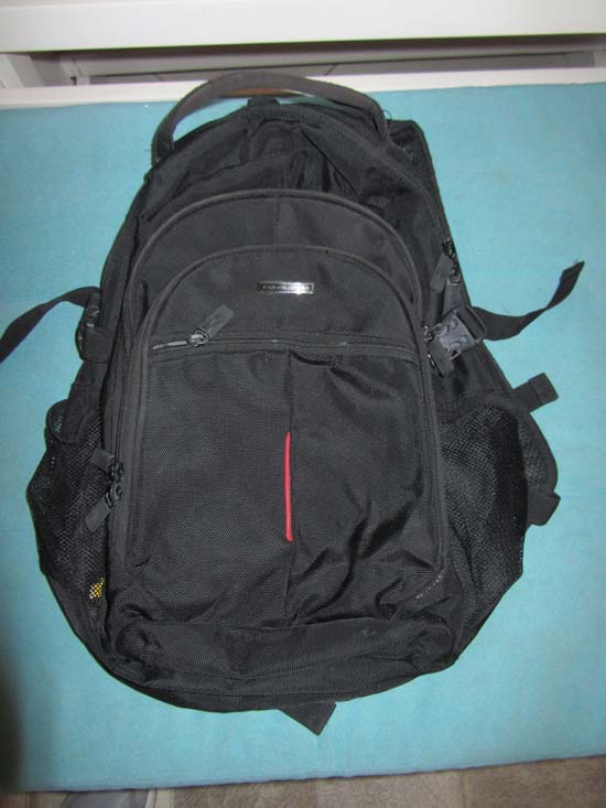 ROUPAS E BOLSAS