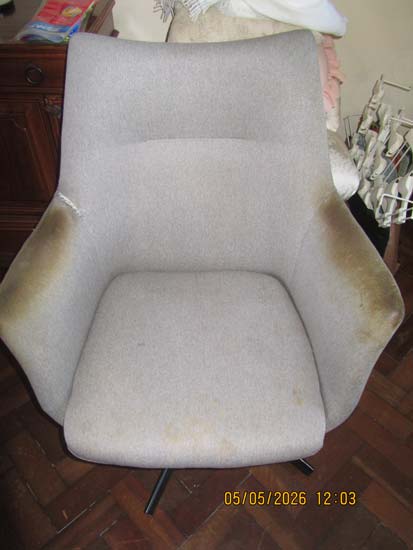 POLTRONA GIRATORIA CINZA
