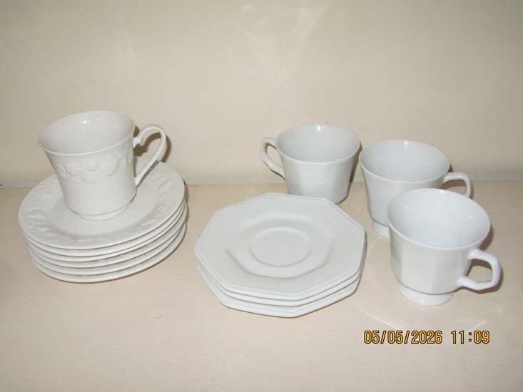 PORCELANAS E CERAMICAS