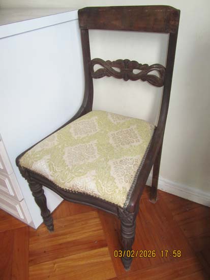 CADEIRA MADEIRA ESTOFADO AMARELO