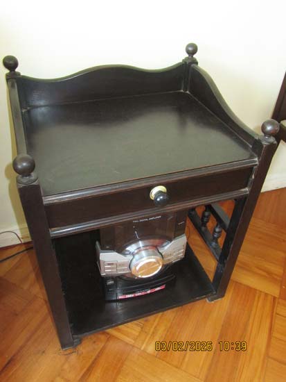 MESINHA MADEIRA PRETA 1 GAVETA