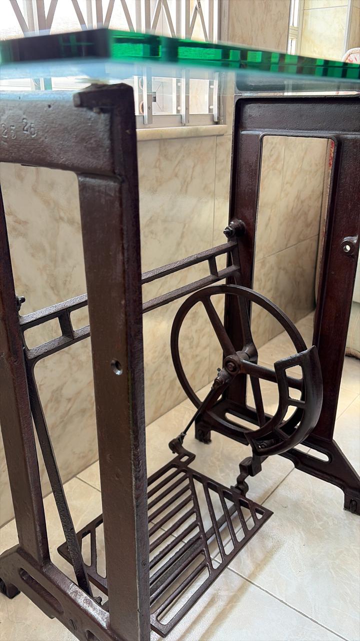 MESA PE MAQUINA COSTURA