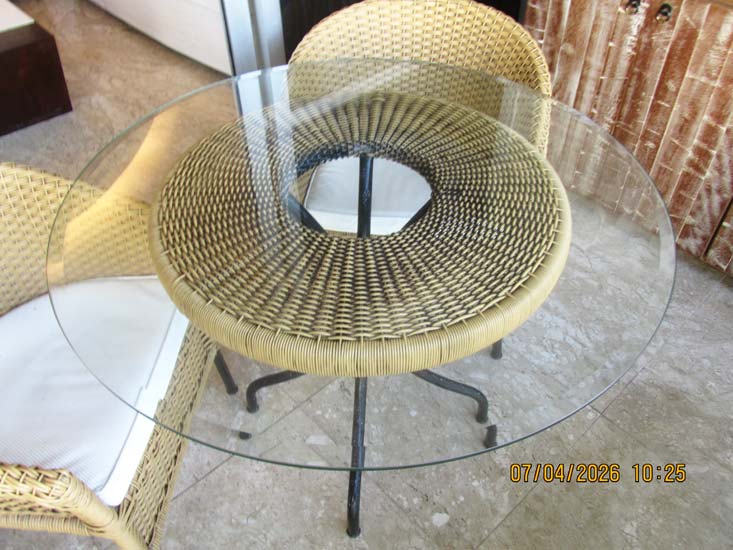 MESA METAL VIDRO VIME REDONDA